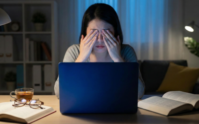 Fatigue Visuelle : Symptômes, Causes et 10 Solutions Efficaces pour Soulager vos Yeux